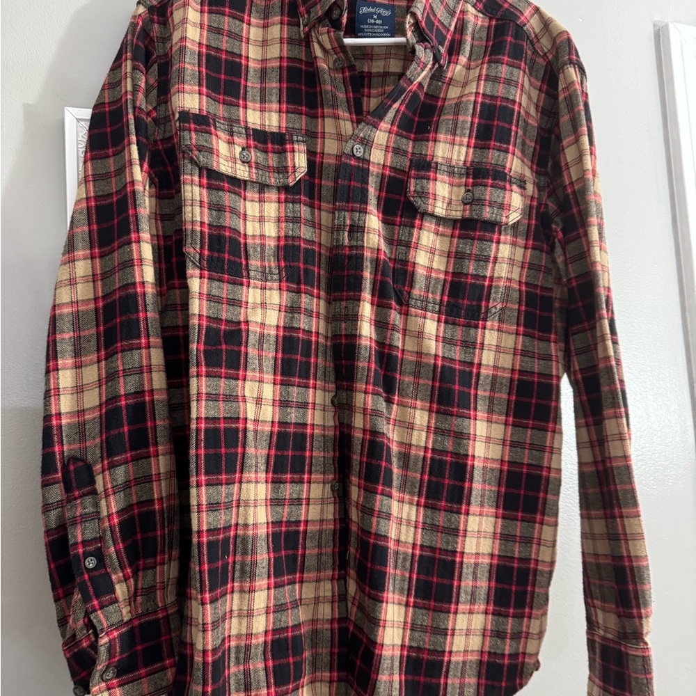 Faded Glory Casual Button Down Shirt Black and Red